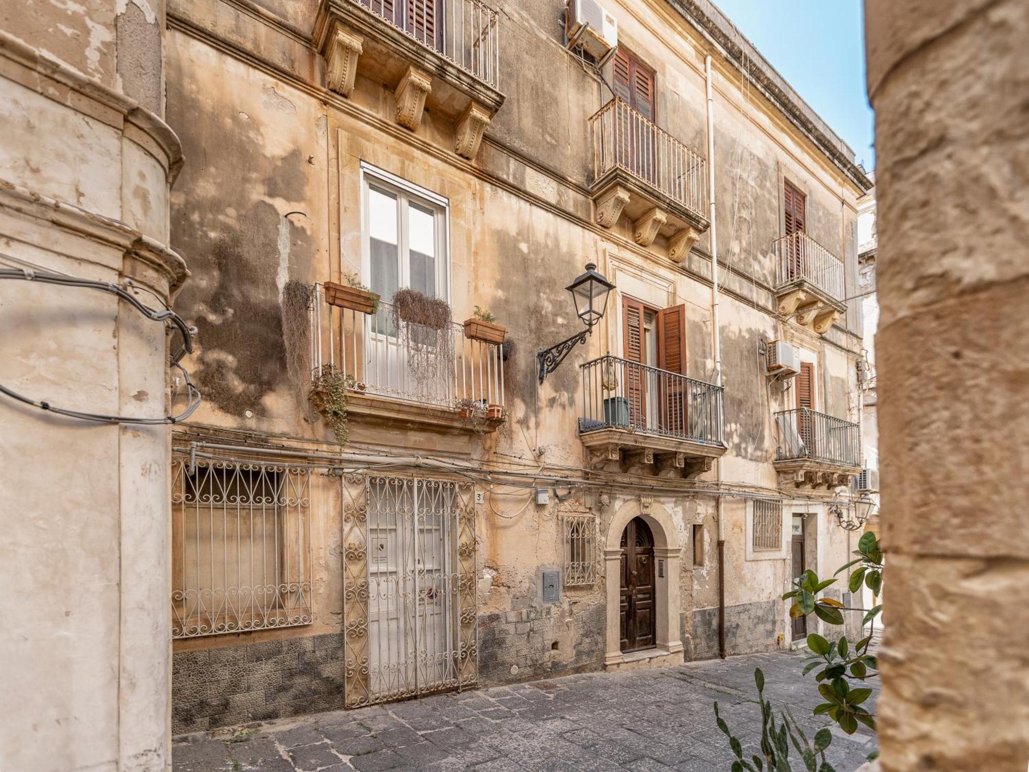Suite San Tommaso - Ortigia Holidays Syracuse Exterior foto